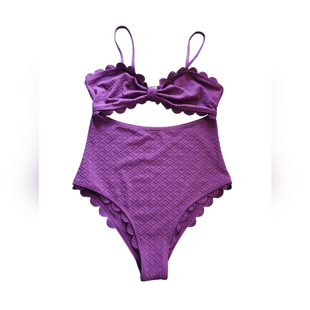 Size XL - One-Piece Cutout Swimsuit